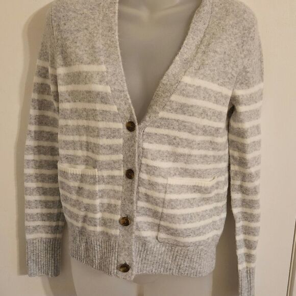 J crew striped V-neck cardigan sweater  extra soft  yarn Size XS - Picture 2 of 7